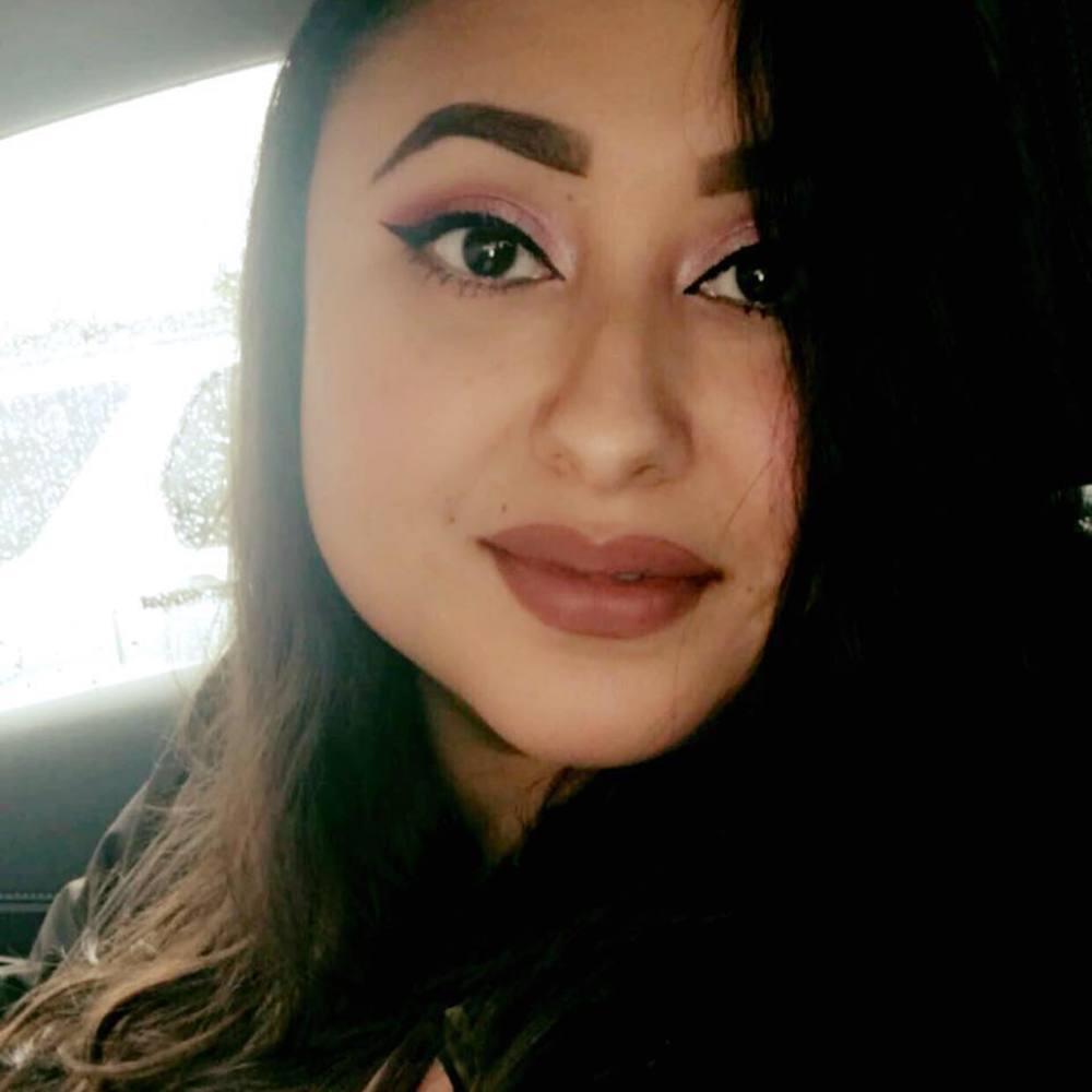 Meet your Posher, Mariaelena